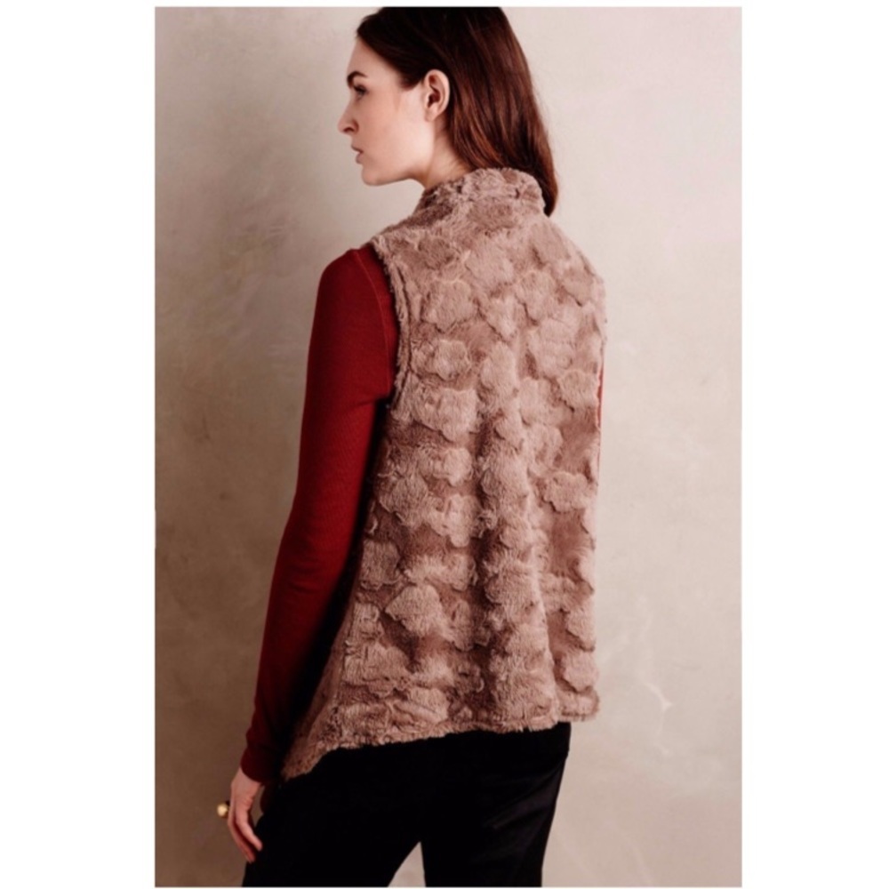 Anthropologie Elevenses Faux Fur Vest - Picture 3 of 6